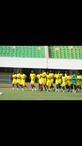 Deuxième séance des Éperviers du Togo avec l'arrivée de Fodo, Narey, Manssour et Agbagnon #tiktoktogo228🇹🇬🇹🇬🇹🇬ktogo228💯👈 #football #FTF #togogoal #eperviers_du_togo 