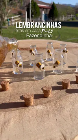 Garrafinhas de mel  . . . #festafazendinha #festainfantil #lembrancinhaspersonalizadas #dicas #fy #fypシ゚viral #fypage #fyp 