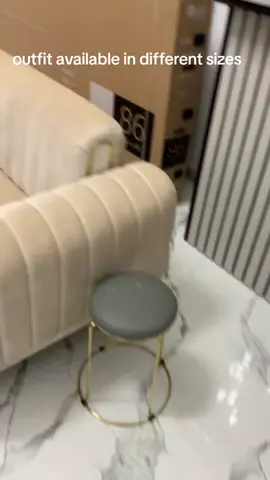 outfit 👗 available in all sizes,,choke me with ur orders now 🙏#classicbbabe #fashiondesigning #nativewearlovers #fashiondesigningawka #awkafashiondesigner 