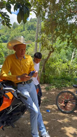 Me mordio memo 😩😂#parati#humor#videogracioso #josuecardona44 @Josue Cardona live @Blackmemo🫡 muchas gracias por tanto apollo mi gente bella Dios los bendiga siempre 🥺🙏🏻