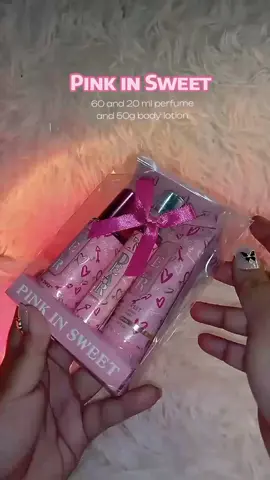 Perfume and body lotion in 1 pack? napakaganda pah ng packaging kaya perfect den tlga pang regalo! #pinkinsweet #perfumeset #perfumeandbodylotion 