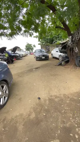 how to fix the drive shaft of a car #maxthemechanic #topspeedgermany #mechanics #africa