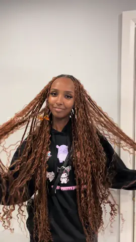 pefect colour for autumn/fall🍂 dm to book @donebydk_ on instagram! #gingerhair #leicesterhairstylist #leicesterbraids #leicesterlocs #gingerbraids #blackgirlhairstyles  More Hair Inspo for Black girls💗