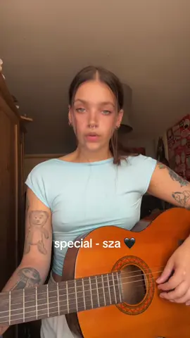 c:  #VoiceEffects #fyp #foryou #singing #cover #guitar #special #sza 