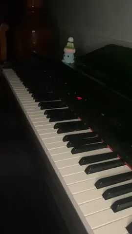 “Kỉ niệm” ? #piano #chill #viral #xuhuong #pianocover #suy #fyp #pianomusic #tiktok #trend #buon #nhacbuon #foryou 