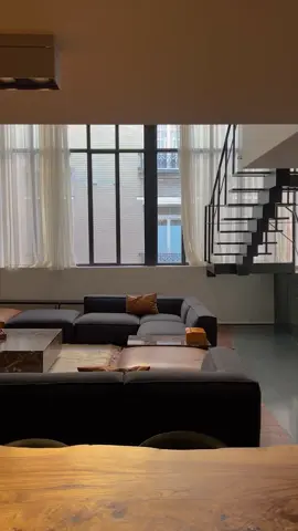 In a fine early 20th century building, this 147 sqm renovated duplex apartment benefits from a 83 sqm living room with a beautiful high ceiling. • Asking price: €2,800,000 (Ref 7515400 - Daniel Féau 9ème) #instarealestate #danielfeau #realestate #luxury #luxurylifestyle #luxuryrealestate #luxuryhomes #immobilierdeluxe #appartement #apartment #christiesrealestate #paris #paris9 