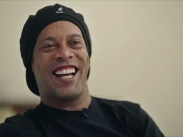 Casa lotada a meia noite, minha estreia pelo @fcbarcelona !!! 🔴🔵🤙🏾 #ronaldinho #ronaldinhogaucho #fcbarcelona #laliga #r10 