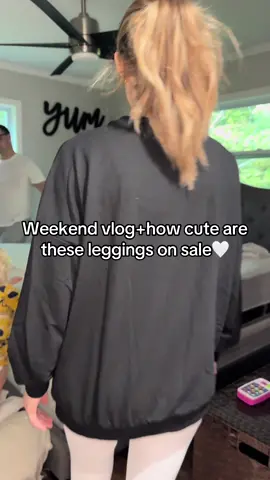 I think these would pair perfect with a dress or cardigan in the fall/winter🤎🛍️ #creatorsearchinsights #tiktokfinds #tiktokleggings #MomsofTikTok #fashiontiktok #fallfashion #trends 