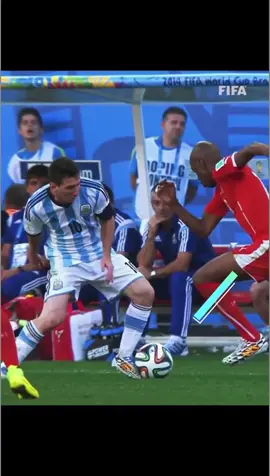 Changing direction like Messi while maintaining close control involves quick, short touches and sharp turns, keeping the ball close to the body. His low center of gravity helps him stay balanced, allowing him to maneuver through tight spaces with ease. 🔝Training with Persianball - Progress faster your performance  🔜 Link in bio - Limited .  #soccerdrills #footballtraining #footballskills #fußball #footballdrills #soccercoach #Messigoal  #messidribble 