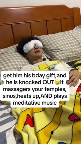 He said was his new bestfirend💯🙌💯#dealsforyoudays #eyes #SelfCare #eyemassage #sleep #gift 