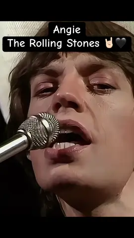 Angie - @The Rolling Stones (Live 1973) 🤘🏻🖤 #fyp #foryou #therollingstones #angie #rockandroll #rock #hardrock #rockpsicodelico #rockmusic #70s #70smusic #clasicosdelos70s #rockdelos70s #rock70s #music #musica #granbretaña #england #fypシ゚ #fypシviral #fypage #foryoupage #foryourpage #parati #tiktok #viral #viralvideo #tendencia #video #videomusical 
