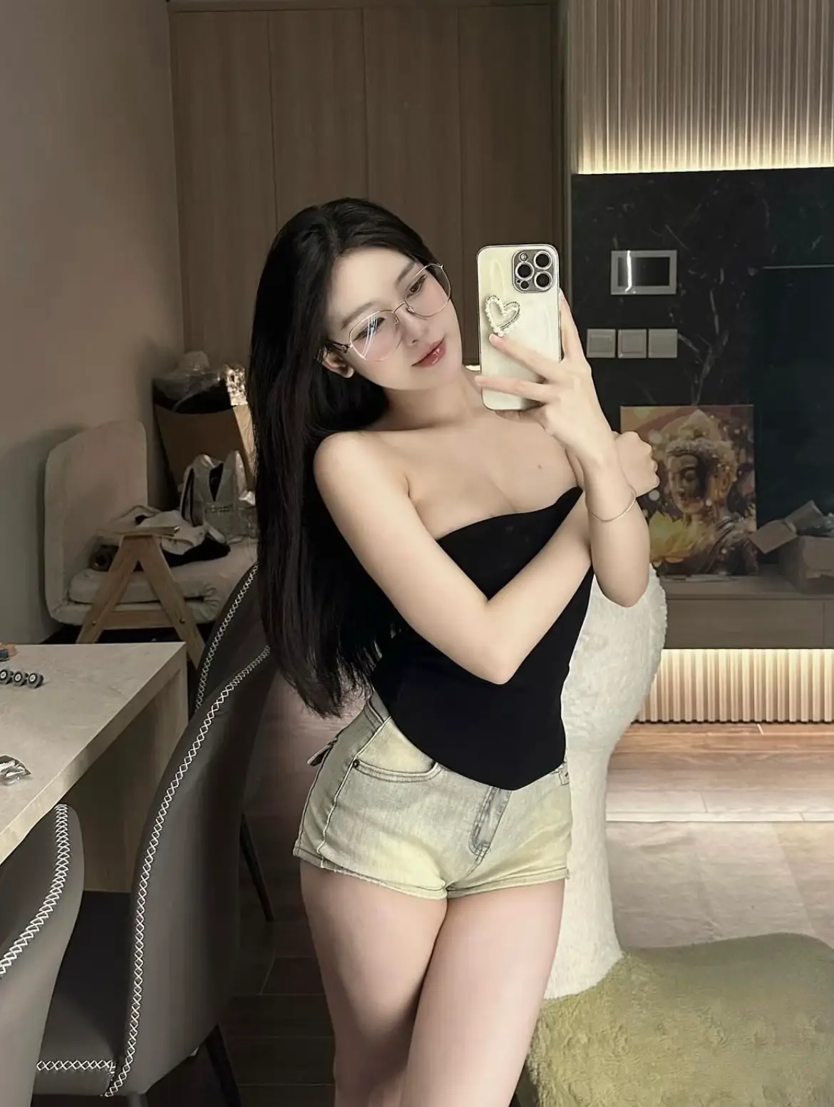 “Bởi vì em xuất hiện rồi nên những người khác đều không quan trọng…”#🤣🤣🤣 #xhuong #xuhuongtiktok #chiyeuminhanh 