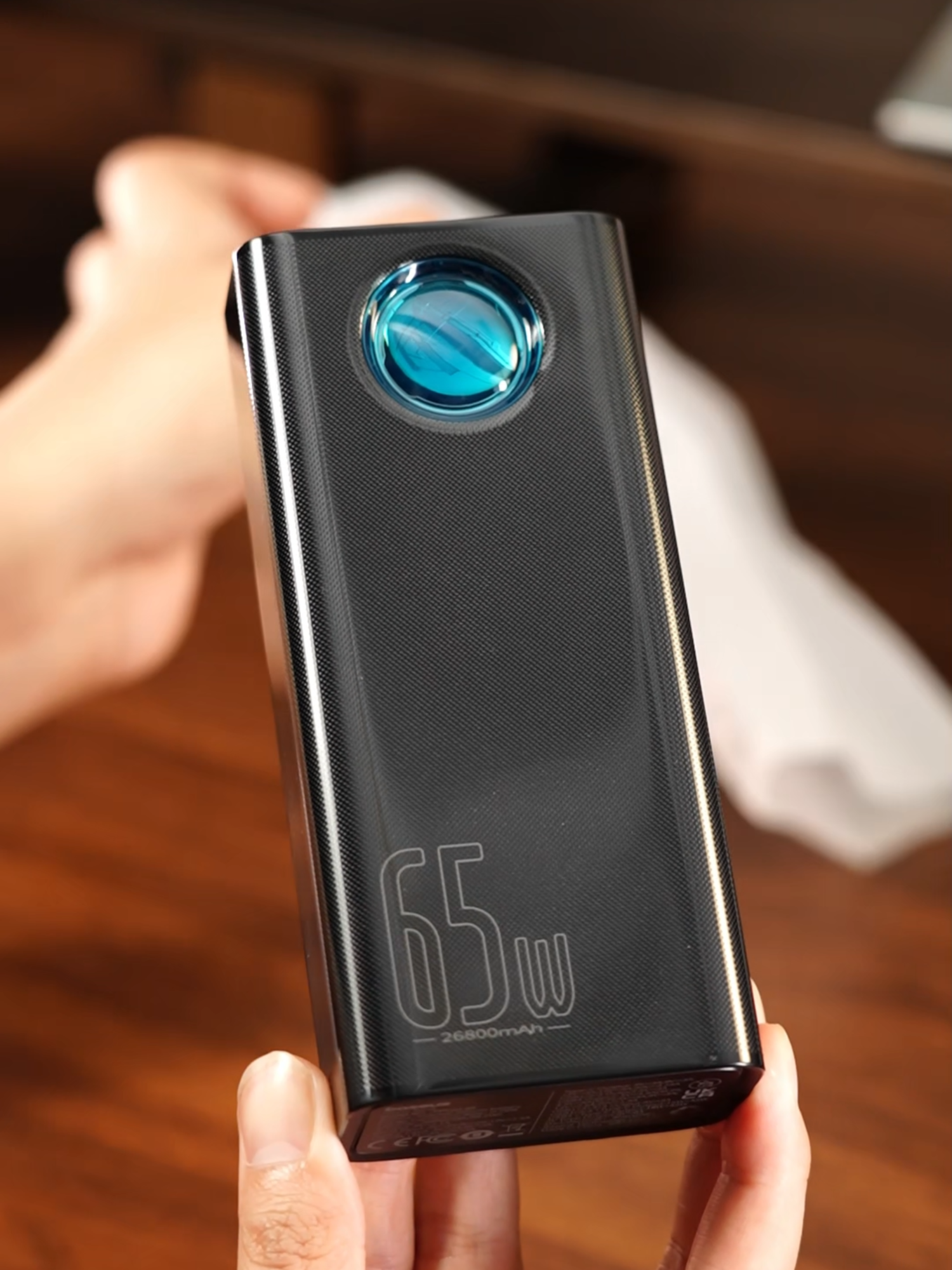 The good product can be felt by HEART✨#baseus #powerbank #fastcharge #digitaldisplay