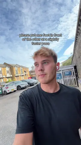 PLEASE WALK FASTER. It pains me each and every day. #walking #slowwalkers #spatialawareness 