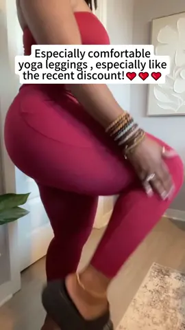 Beautiful yoga shorts, love them!