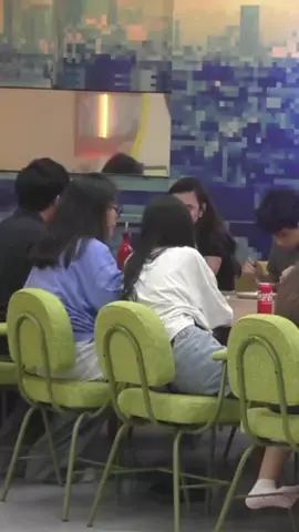 nasa  pag sisilbi na ehhh. bigla pa inoff hayst  #KaiRain #pbbrain #pbbkai #pbbgen11 #fyp #fypシ #rainkai