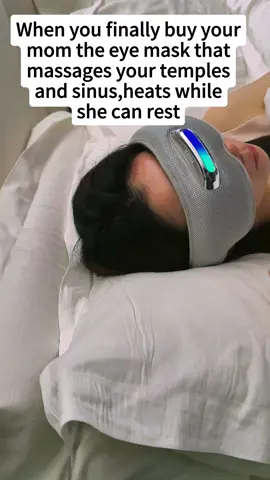 Her favorite feature is viration and hear ! And it works ! Got some sleep well ❤️❤️❤️ #eyemassager #sleep #giftidea #migranes #headaches #insomnia #dealsforyoudays #SelfCare #deepsleep #anxiety #massager #eyemask 