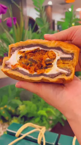 Bạn nào thích ăn bánh trung thu mochi ít ngọt nhiều nhân tham khảo bánh  nhà hồi ức nhé  #banhtrungthu #banhtrungthuhoiuc1997 #review #xuhuong 