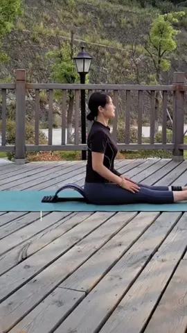 Alat terapi relaxasi punggung ini cocok untuk digunakan oleh siapa saja  #fyp #flks🔥 #alatrelaksasi #alatrelaksasipunggung #alatolahraga #alatolahragadirumah 