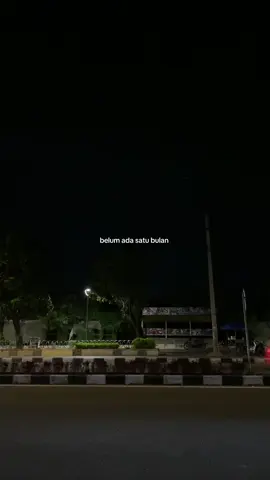 belum ada satu bulan 🥀 #bernadya #padang #katakatasad #sadstory #sadvibes🥀 #galautiktok #fypシ゚viral #fyppppppppppppppppppppppp #fyp #sadvibes #musikindonesia #foryoupageofficiall #musik #tiktokmusic #vidioestetic #soundviral #musikindonesiadispotify #music 