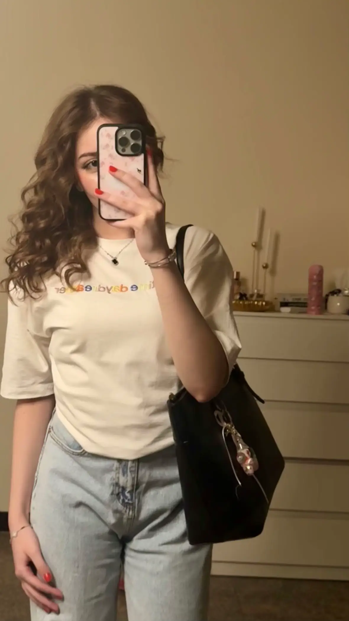 عثوائيات الجامعة💞🏫🌷📖👩🏼‍⚕️🎀 (اداوم علمود الاوتفت) #fypシ #baghdad #الجامعة_الامريكية_في_بغداد #unilife 