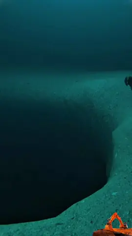 The last clip will truly shock you #foryou  #ocean #sea  #northsea #bigwaves #fear #scary #fyp 