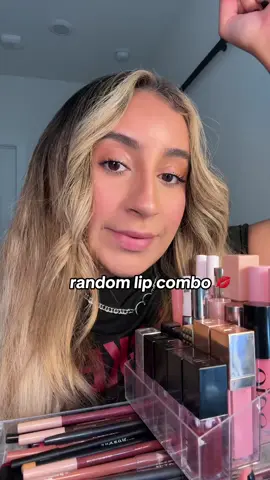 PART 15| Choosing a random lip combo for the day💄🖤  @NYX Professional Makeup limer shade espresso  @Anastasia Beverly Hills liner shade dusty rose  @COVERGIRL yummy gloss in sunshine rays #randomlipcombo #lipcombos #lipcomboseries 