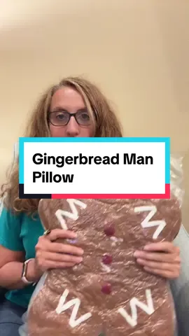 The cutest gingerbread man pillow! #gingerbread #gingerbreadman #holidaypillows #holidaydecor #holidaydecorating 
