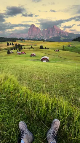 The MOUNTAINS ⛰️🫶✨… | 📍Alpe di Suisi / Italy 🇮🇹  | 📷 more magical places @giuliogroebert  | 🚐 exploring the world w/ @elena_wuest  | #mountains #travel #scenic #italy #dolomites #alps #hikingadventures #sunset