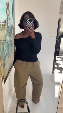 OOTD -Minimal Fashion   #neutraloutfit #fashiontiktok #minimalfashion 