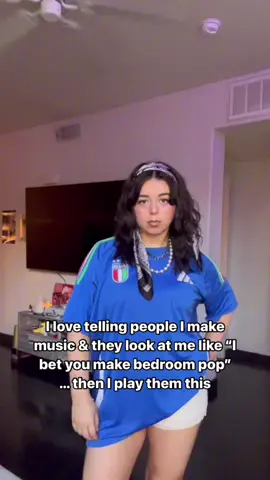 hahaha  #fyp #singersongwriter #rnb #music 