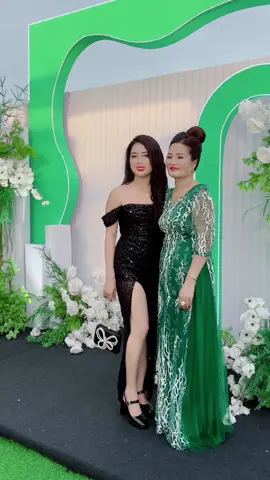 Mẹ hôm nay đẹp quá 😍 
