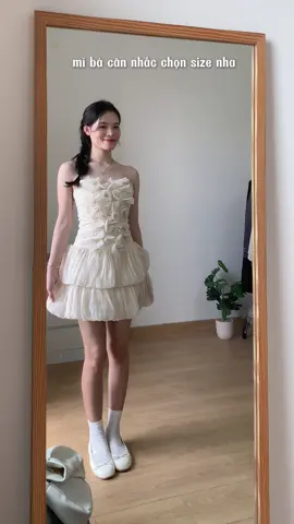 so pretty 🫶🏻 #autumnvibes #goclamdep #fyp #foryou #LearnOnTikTok #reviewlamdep #outfitideas #vayxinh 