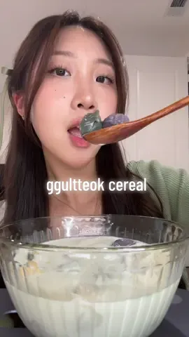 ggultteok cereal 🥣 #ggultteok #honeytteok #tteokmukbang #tiktteok #꿀떡  #떡먹방 
