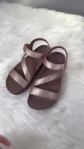 Unboxing our first Scholl sandal🤎 #Scholl #Malaysia #shoes #kasut #fashion #sandal #bronze 