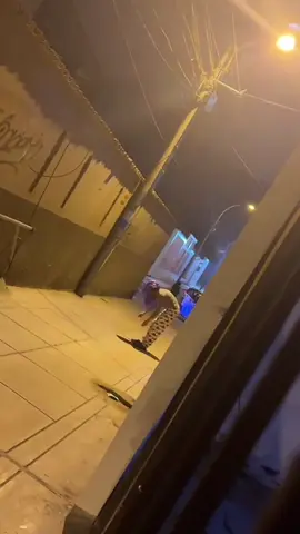 ahora Yomar lo dejó fuera a Valentino UAUAJAJAJ #tiktok @valentino #fyp 