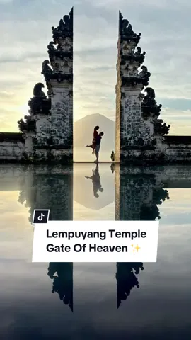 Today was a dream✨#bali #baliindonesia #travelbali #heavensgate #thingstodobali #gateofheaven #honeymoon #lempuyangtemple #married 
