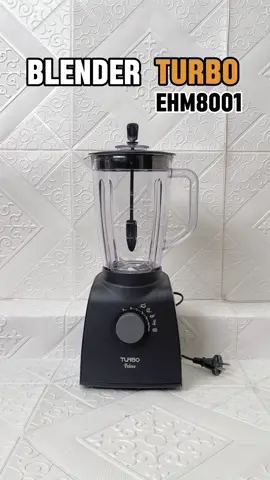 Blender baru lagi nih guys dari TURBO. tampilan simple dengan dua pilihan warna, merah dan hitam. Kecepatan 5 x. Buat hasil olahan jadi lebih maksima. Daya konsumsi di 350 Watt aja loh.. kapasitasnya lumayan besar di 1.5L dengan bahan plastik pada bagian wadah. Masih kepo? Disimak videonya yahh🙃 #Promoguncang99 #turbo #blender 