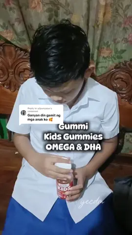 Kung dati nga ay hirap ako magpakain ky Cj ngayon ay sobrang gana na kumain ☺️Try nyo din mommies etong Kids Gummies with Omega & DHA. #gummiph #kidsgummies #vitamins #kidsvitamins #mommyapproved 