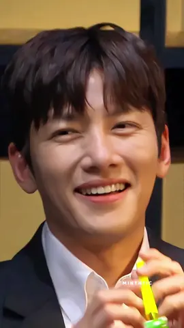 ketularan gimmick laporpak wkwkwk 🤣🤣 #jichangwook #laporpark
