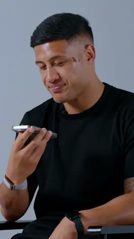 We asked 13 MEN in AUSTRALIA to ring their Bros and tell them they LOVED THEM. Here is our heartfelt #LoveUBro AUSTRALIA version. Please tell your homies/brothers/friends/colleagues that you LOVE them… You may just save a life! To support our work, please visit www.loveubro.org