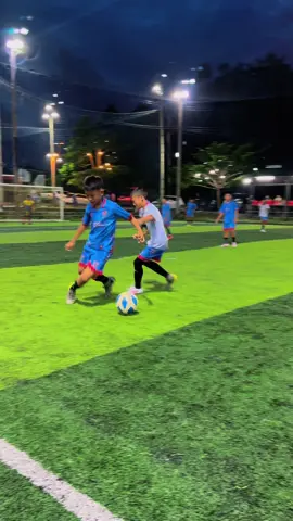 เล่นฟุตบอลให้สนุกในสไตล์ของเรา เลี้ยง หลอก หลบ ยิง #togetheracademy #footballphuket #footballcontrol #footballkids #footballthailand #Soccer #Football #goalkeeper #ฟุตบอลเด็ก #ทักษะฟุตบอล #ballmastery 