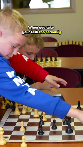 When they take their task to the next level ⬆️🫣 #chess #chessgame #chessboard #chessprodigy #russianschoolofchess #dinabelenkaya #magnuscarlsen #Hikaru #chesstok 