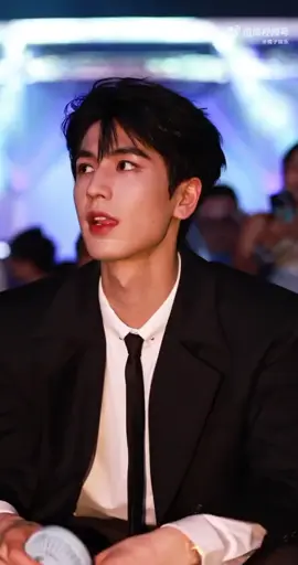 meleleh hatiku mass #zhanglinghe #truonglanghach #จางหลิงเฮ่อ #zhanglinghe张凌赫 #张凌赫 #foryoupage #chineseboy 