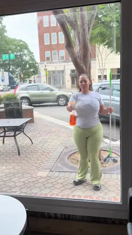 Don’t forget to book me for any cleaning needs in the ATL area!🪣🧼 #atlanta #atlcleaningservice #atl #housecleaner #fypage #explore 