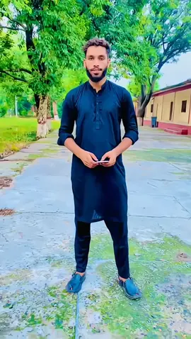 kis kisko sad poetry acchi lagti hai#trending #viralvideo @🇦🇪میاں صاحب🇦🇪 @روال آلہ👑❤ @⛓𝕄𝕀𝔸ℕ بجوات آلہ⛓👑 #foryou #foryoupage #adil_ali84 #adil_alipoetry 