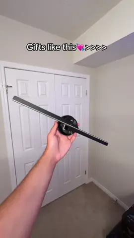 🌟 Impressione com a Lâmpada de Holograma 3D 224 Projetor Holográfico! Este ventilador LED cria projeções holográficas incríveis, perfeitas para publicidade, vitrines e eventos. Fácil de instalar e operar, funciona em AC100~240V 50/60Hz, oferecendo uma experiência visual futurista e impactante. 📈 Link na bio para mais informações e compra! (Link 42) #Holograma3D #ProjetorHolográfico #Publicidade #TecnologiaLED #AnúnciosFuturistas #DisplayDigital #InovaçãoVisual #TecnologiaDePonta #LâmpadaHolográfica