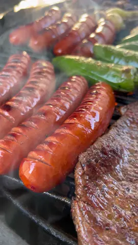 Who’s coming over? #carneasada #bbq #grilling #mexicanfood #comidamexicana #fyp #parati #paratu #toxica #toxico 