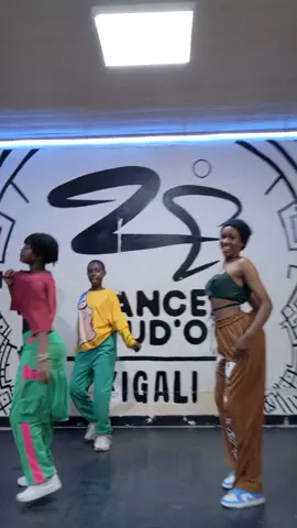 irebere video shyashya Ya ZE Dance academy 🔥💪#rwandatiktok🇷🇼 #vibes #dance 