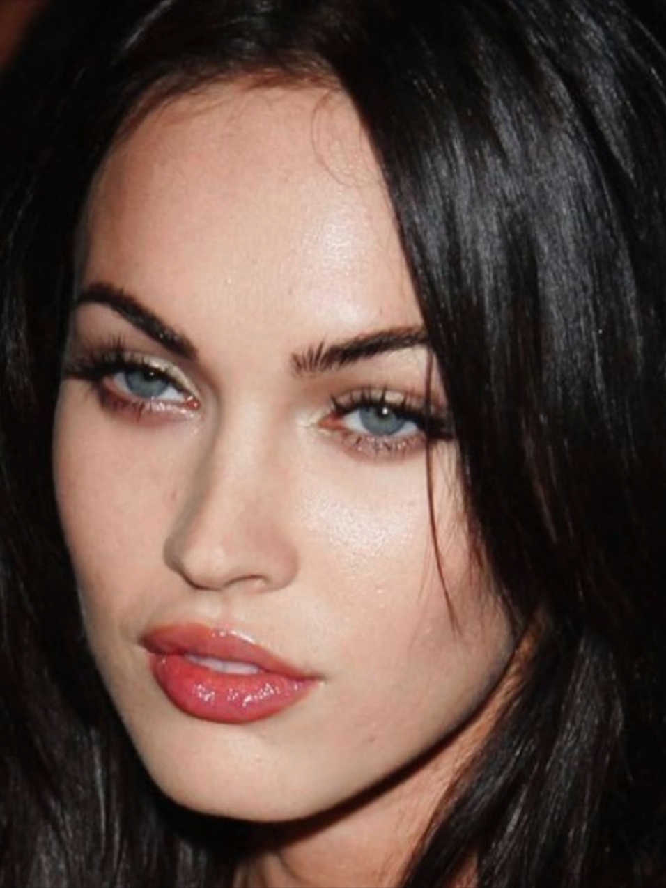 #meganfox #meganfoxedit #meganfoxlook #meganfoxoutfits #meganfoxmakeup  #meganfoxstyle #meganfoxprime #meganfox2000s #edit #2000s 